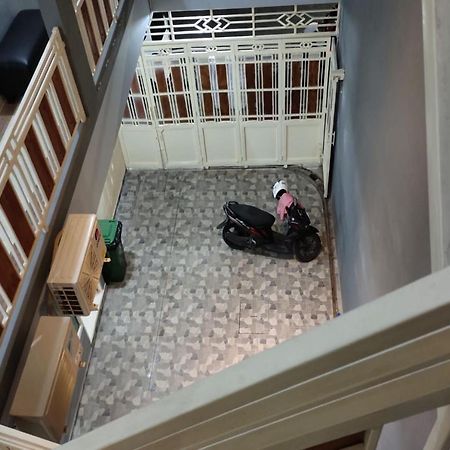 Oyo 91209 Arjuna Residence Syariah Sby 泗水 外观 照片