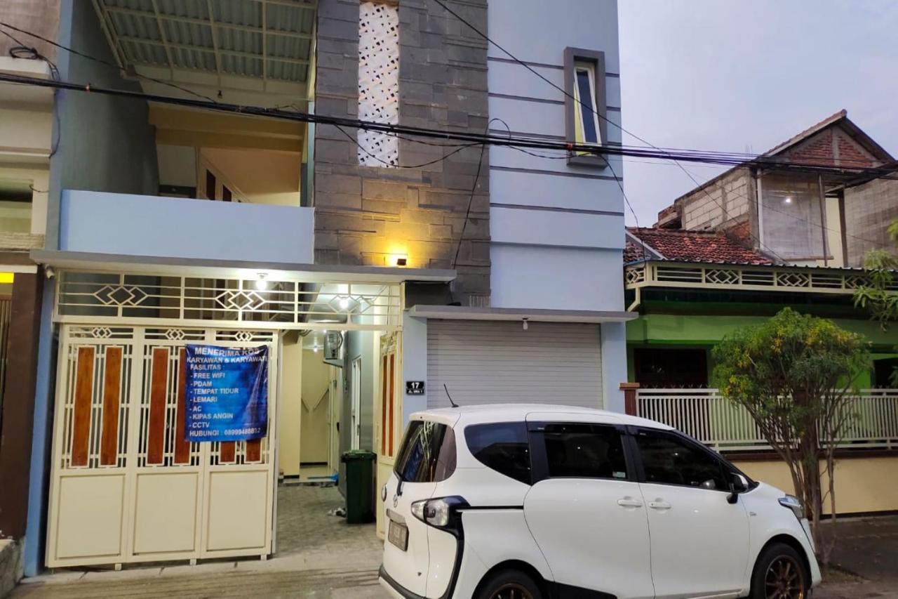 Oyo 91209 Arjuna Residence Syariah Sby 泗水 外观 照片