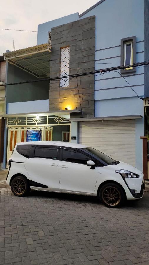 Oyo 91209 Arjuna Residence Syariah Sby 泗水 外观 照片